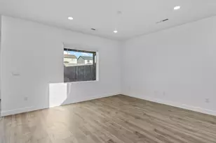 1842 S Queens Gdn Dr, Washington, UT 84780 - Photo 17