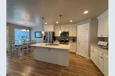 4873 W Pillar Dr S, Riverton, UT 84096 - Photo 15