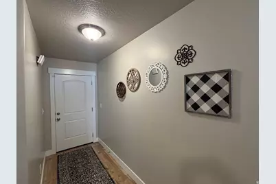 4873 W Pillar Dr S, Riverton, UT 84096 - Photo 3