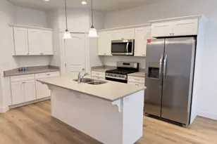 1023 N Ledger Dr, Saratoga Springs, UT 84045 - Photo 3