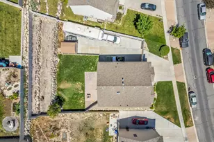 283 W Kestrel Dr, Saratoga Springs, UT 84045 - Photo 27