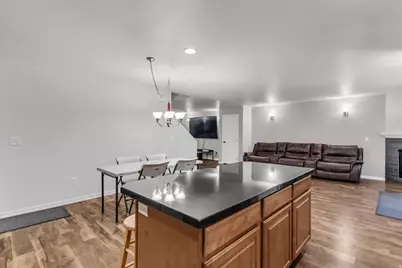 283 W Kestrel Dr, Saratoga Springs, UT 84045 - Photo 11