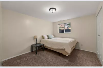 6751 S 2300 E, Cottonwood Heights, UT 84121 - Photo 19