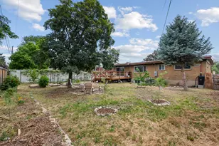 6751 S 2300 E, Cottonwood Heights, UT 84121 - Photo 27