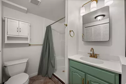6751 S 2300 E, Cottonwood Heights, UT 84121 - Photo 19