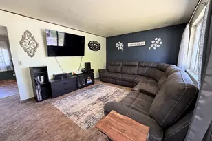 727 W 550 S, Tremonton, UT 84337 - Photo 3