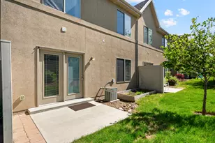 974 E 6795 S, Midvale, UT 84047 - Photo 3