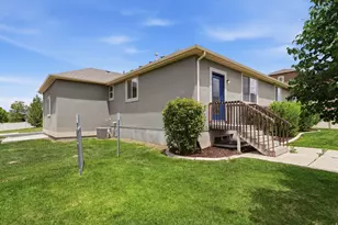 356 E Salem Park Cir, Salem, UT 84653 - Photo 35