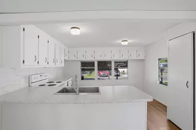 5067 S El Amador St, Holladay, UT 84117 - Photo 1