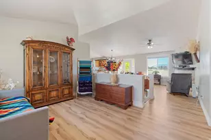 3790 W Formby Cir Circle, Syracuse, UT 84075 - Photo 5