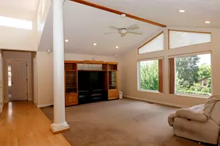4170 S 2700 E, Holladay, UT 84124 - Photo 7