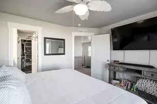811 S Cowans Ct, Clearfield, UT 84015 - Photo 13