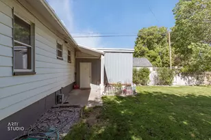146 W 200 N, Springville, UT 84663 - Photo 23