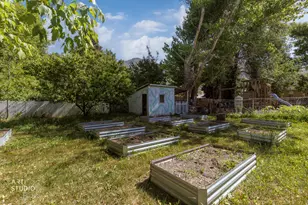 146 W 200 N, Springville, UT 84663 - Photo 27