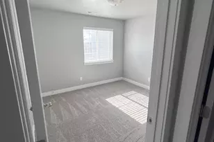 7427 N Cottage Ln, Eagle Mountain, UT 84005 - Photo 11