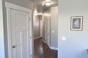 7427 N Cottage Ln, Eagle Mountain, UT 84005 - Photo 17