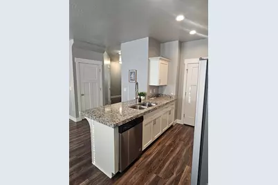 7427 N Cottage Ln, Eagle Mountain, UT 84005 - Photo 3