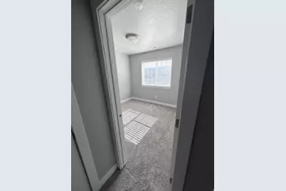 7427 N Cottage Ln, Eagle Mountain, UT 84005 - Photo 17