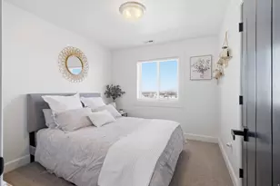 724 W 50 N, Hyrum, UT 84319 - Photo 27