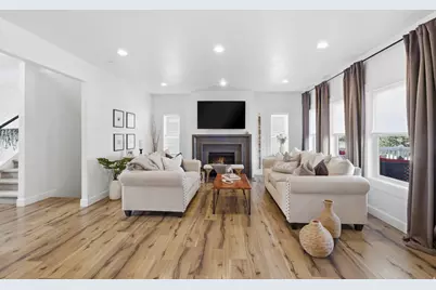 724 W 50 N, Hyrum, UT 84319 - Photo 9
