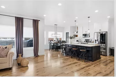 724 W 50 N, Hyrum, UT 84319 - Photo 13