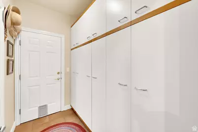 7740 S Keswick Rd, Sandy, UT 84093 - Photo 25