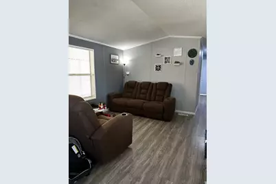 978 W Jasmine Dr S, Taylorsville, UT 84123 - Photo 5