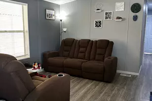 978 W Jasmine Dr S, Taylorsville, UT 84123 - Photo 5