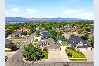 11566 S Sunburn Ln E, Sandy, UT 84094 - Photo 39