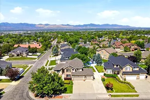11566 S Sunburn Ln E, Sandy, UT 84094 - Photo 39