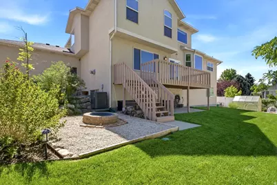 11566 S Sunburn Ln E, Sandy, UT 84094 - Photo 31
