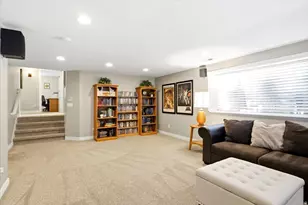 11566 S Sunburn Ln E, Sandy, UT 84094 - Photo 23