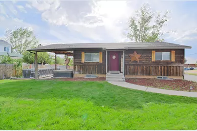326 S 300 E, Mount Pleasant, UT 84647 - Photo 1