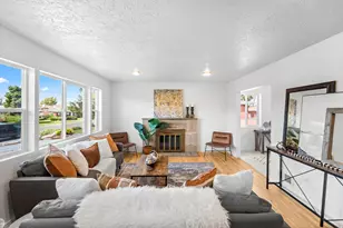 343 E 6990 S, Midvale, UT 84047 - Photo 9