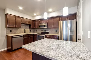 5420 S 350 E, Washington Terrace, UT 84405 - Photo 7