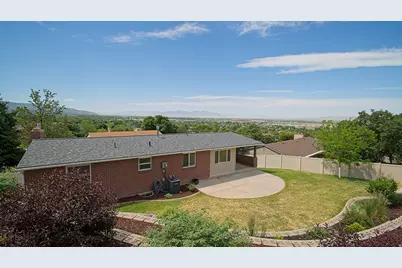 217 E Peach Tree Dr N, Centerville, UT 84014 - Photo 25