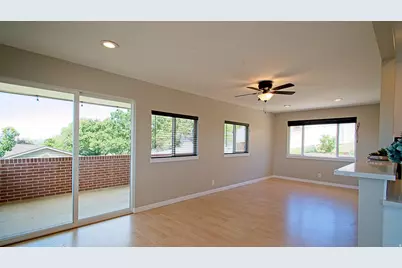 217 E Peach Tree Dr N, Centerville, UT 84014 - Photo 13