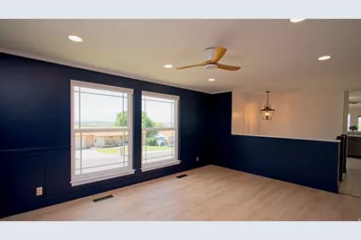 217 E Peach Tree Dr N, Centerville, UT 84014 - Photo 5