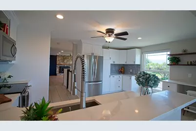 217 E Peach Tree Dr N, Centerville, UT 84014 - Photo 9