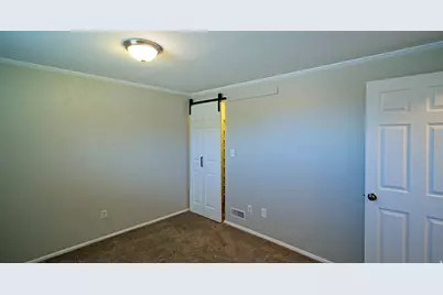 217 E Peach Tree Dr N, Centerville, UT 84014 - Photo 31