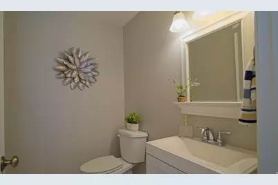 217 E Peach Tree Dr N, Centerville, UT 84014 - Photo 19