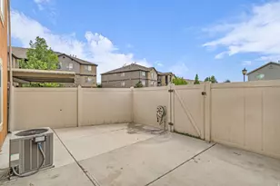 656 S 910 W, Pleasant Grove, UT 84062 - Photo 23