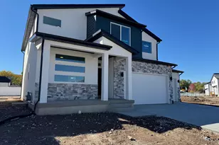 945 W Motor Vu Dr, Riverdale, UT 84405 - Photo 3