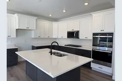 945 W Motor Vu Dr #206, Riverdale, UT 84405 - Photo 7