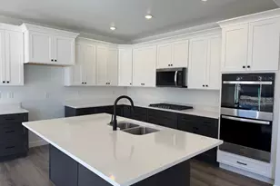 945 W Motor Vu Dr, Riverdale, UT 84405 - Photo 7