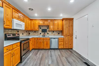 2066 Park St, Provo, UT 84606 - Photo 9
