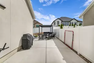 7039 W Monsen Wy, West Jordan, UT 84081 - Photo 41