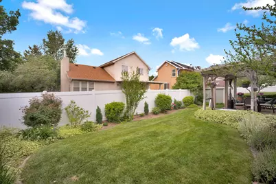 2139 E Village Point Way, Sandy, UT 84093 - Photo 33