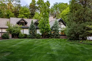 2400 E Walker Ln S, Holladay, UT 84117 - Photo 49