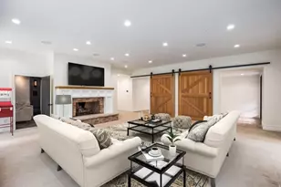 2400 E Walker Ln S, Holladay, UT 84117 - Photo 7